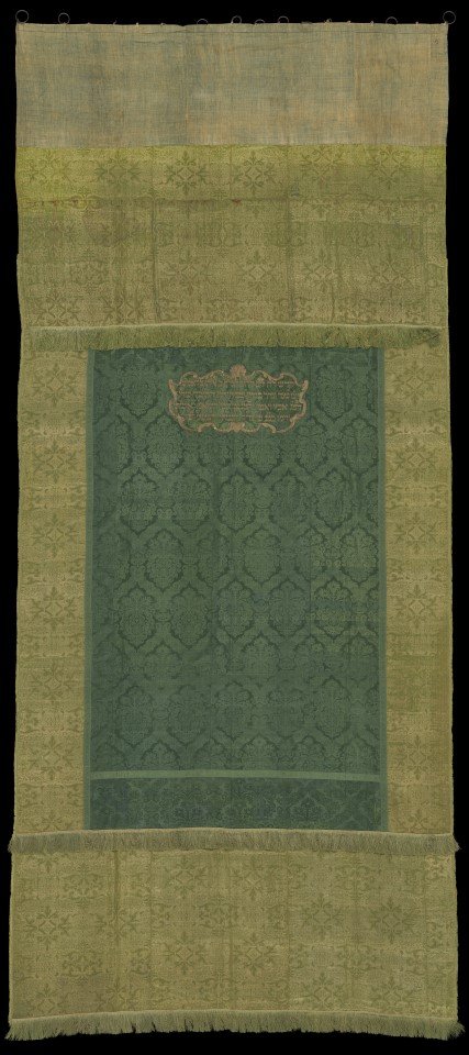 La collezione delle Parochet 330